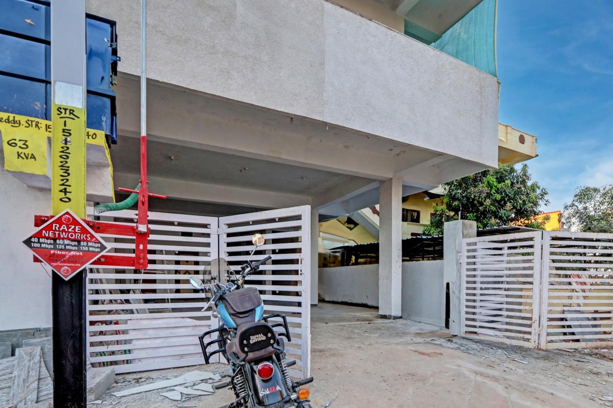 Hotel O Outer Inn Hyderabad Esterno foto